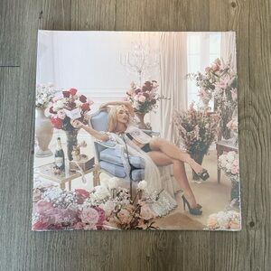 Sabrina Carpenter- Man's Best Friend [Dusty Rose LP w/ Alternate Cover]